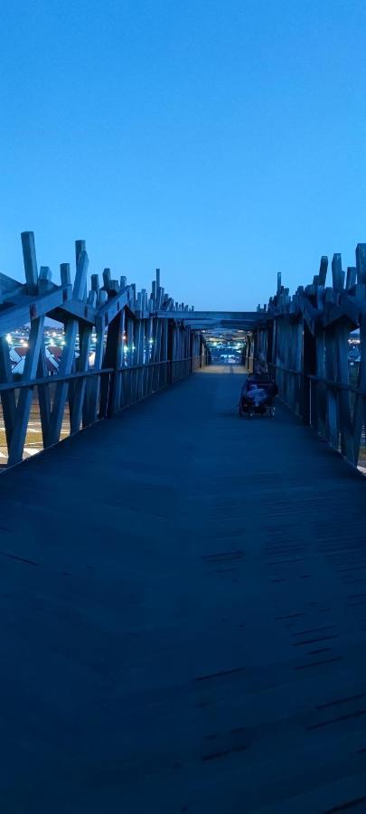 Przytulny Domek Holenderski Z Podgrzewanym Odkrytym Basenem Do Dyspozycji Gosci デ ハーン エクステリア 写真